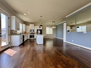 16858 SW Larkspring Ln in Beaverton, OR - Building Photo - Building Photo
