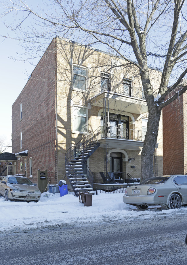 4011-4021 Parthenais in Montréal, QC - Building Photo - Primary Photo