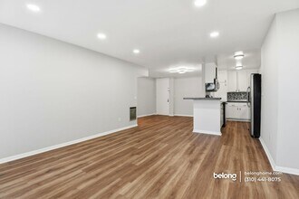 6542 Ocean Crest Dr in Rancho Palos Verdes, CA - Building Photo - Building Photo