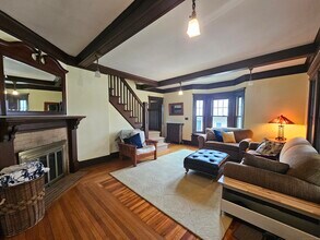 33 Theodore St in Newington, CT - Building Photo - Building Photo