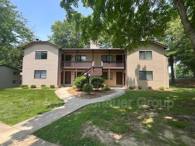property at 52 Pepperwood Ct