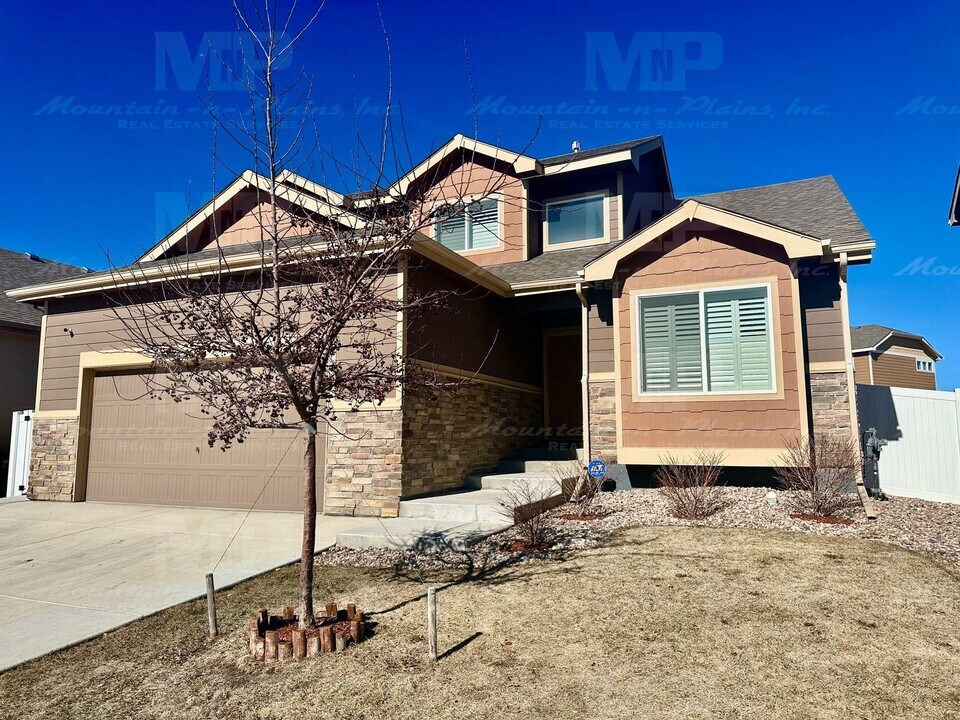 2685 Emerald St in Loveland, CO - Building Photo