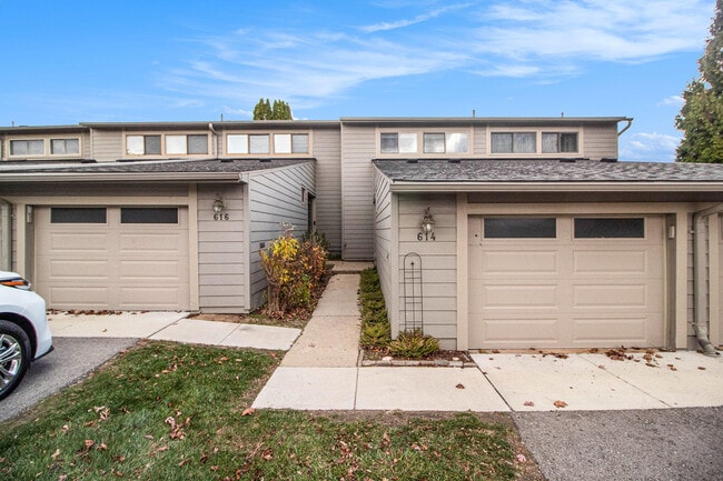 property at 614 Peninsula Ct