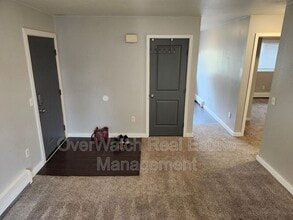 9130 Washburn St in Anchorage, AK - Building Photo - Building Photo