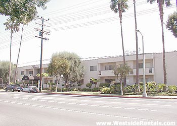 17834 Burbank Blvd, Unit 227 in Los Angeles, CA - Building Photo - Building Photo