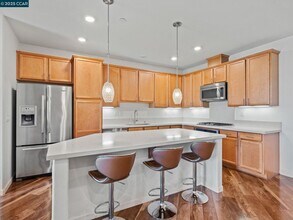 4708 Norris Canyon Rd in San Ramon, CA - Building Photo - Building Photo