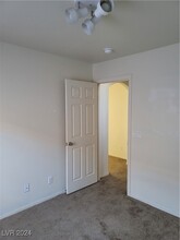 8108 Terracotta Gulf Ct in Las Vegas, NV - Building Photo - Building Photo