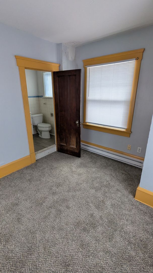 property at 1411 Yale Ave NW