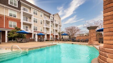 The Watermark at Talbot Park in Norfolk, VA - Building Photo - Building Photo