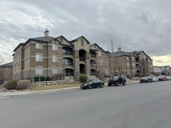 496 S 2150 W in Pleasant Grove, UT - Building Photo - Building Photo