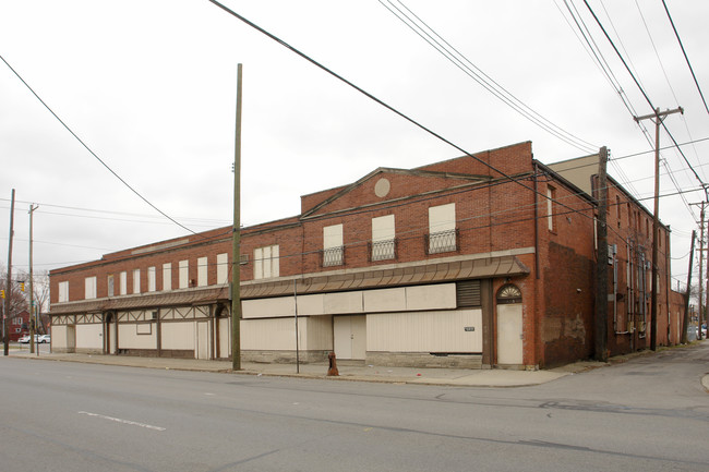 1537-1553 N 4th St in Columbus, OH - Building Photo - Building Photo