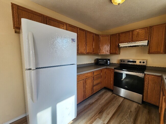 212 9th St in Belgrade, MT - Building Photo - Building Photo