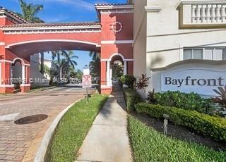 428 Bayfront Dr in Boynton Beach, FL - Foto de edificio