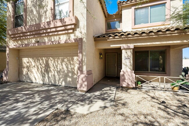 2404 W Silver Sage Ln in Phoenix, AZ - Building Photo - Building Photo