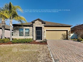 7526 39th Ave E in Palmetto, FL - Building Photo