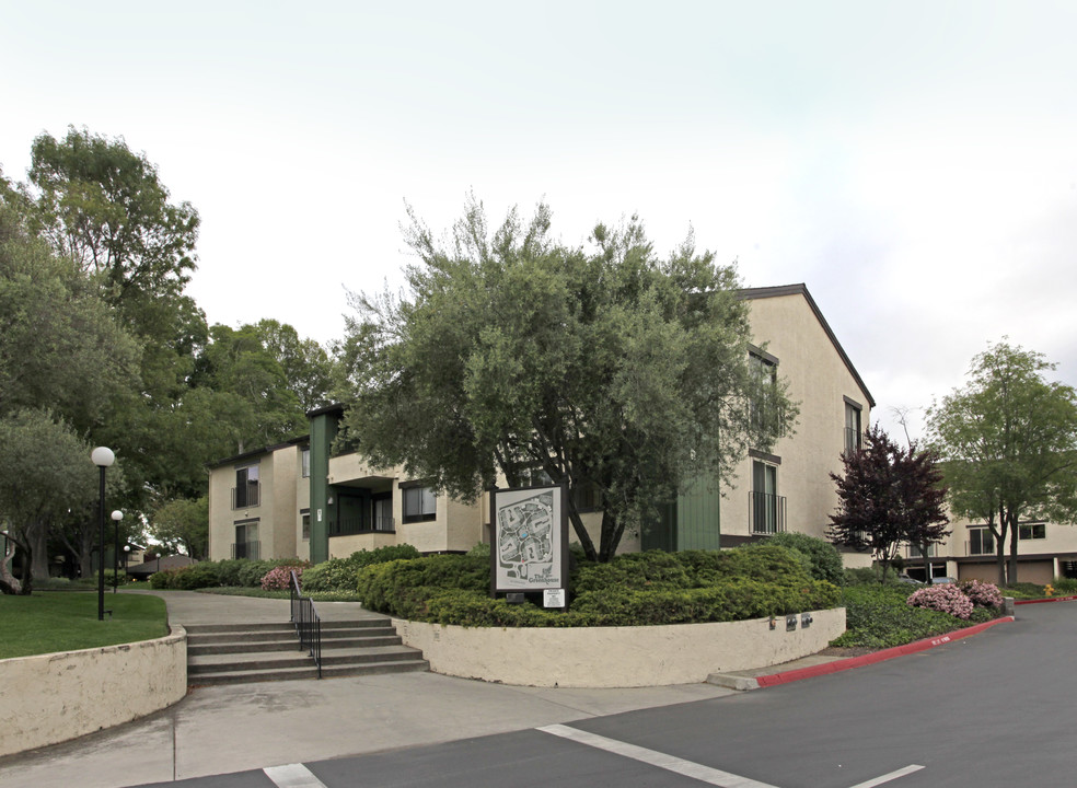 Greenhouse Condominium in Palo Alto, CA - Foto de edificio