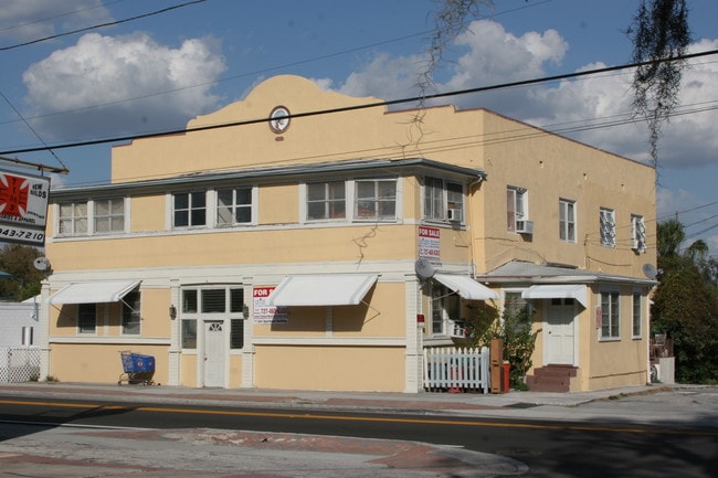 218 N Pinellas Ave in Tarpon Springs, FL - Building Photo - Building Photo