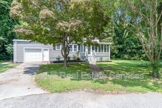 6040 Airway Ln in Norfolk, VA - Building Photo - Building Photo