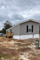 453 Juniper Ave in Defuniak Springs, FL - Building Photo