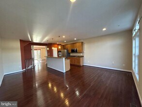 9430 Dunraven St in Frederick, MD - Building Photo - Building Photo