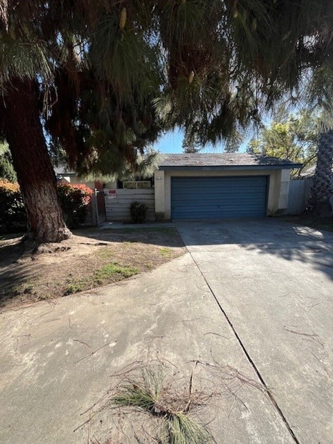 property at 2450 S Cain Ct