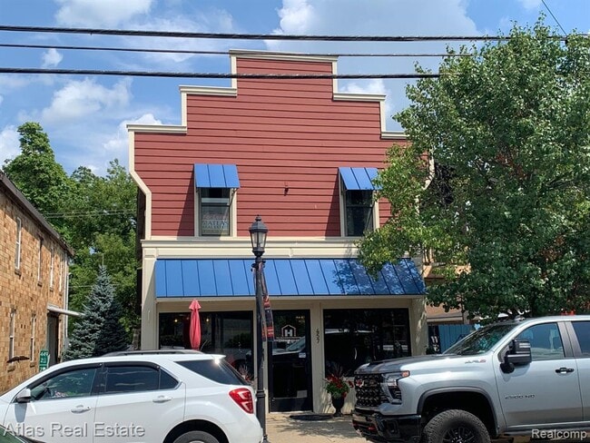 property at 457 Mill St