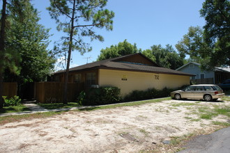 704-732 Angelina Ln in Lakeland, FL - Building Photo - Building Photo