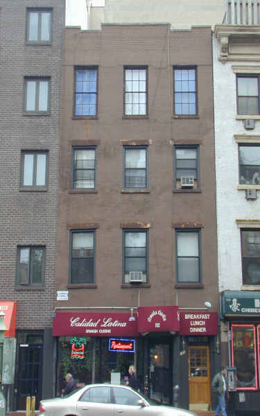 132 Ninth Ave in New York, NY - Building Photo