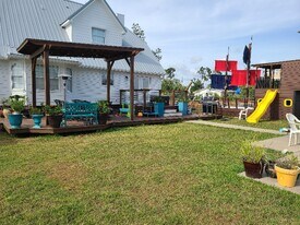 4007 W Princess Ln in Panama City, FL - Building Photo