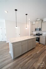 118 Exmoor Circle in Bloomingdale, GA - Building Photo - Building Photo