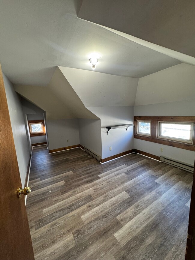 59 Bartlett Ave in Pittsfield, MA - Foto de edificio - Building Photo