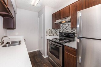 8301 Boat Club Rd, Unit 815 in Fort Worth, TX - Building Photo - Building Photo