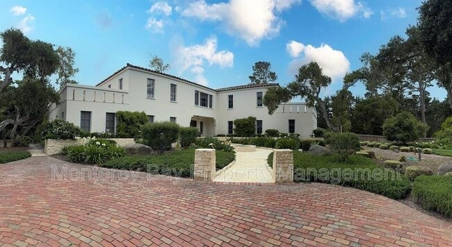 2831 17 Mile Dr in Pebble Beach, CA - Building Photo - Building Photo