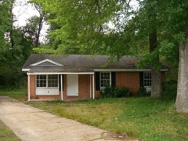 4934 Harbin Ct in Columbus, GA - Building Photo