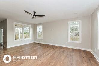 1513 Dugger Dr in Nashville, TN - Foto de edificio - Building Photo