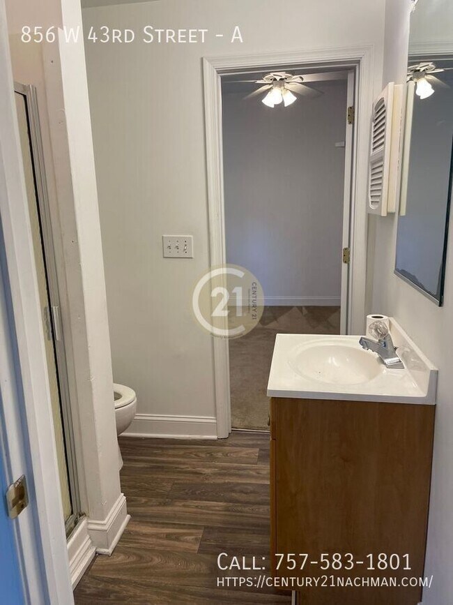 856 W 43rd St in Norfolk, VA - Building Photo - Building Photo