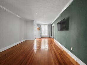 1310 Anita St in Houston, TX - Building Photo - Building Photo