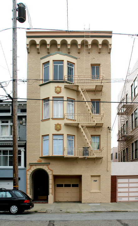 180 11th Ave in San Francisco, CA - Building Photo