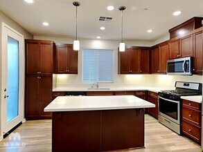 343 Mission Villas Rd in San Marcos, CA - Building Photo - Building Photo