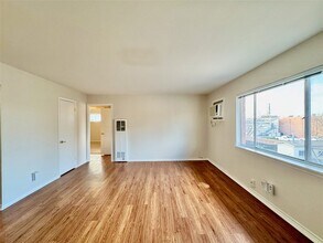 5717 McCommas Blvd, Unit H in Dallas, TX - Building Photo - Building Photo