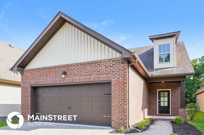 247 Donna Dr