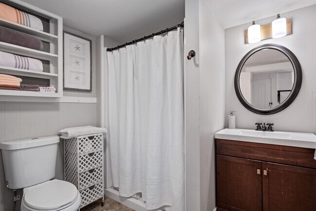 21 Portsmouth Ave in Exeter, NH - Building Photo - Building Photo