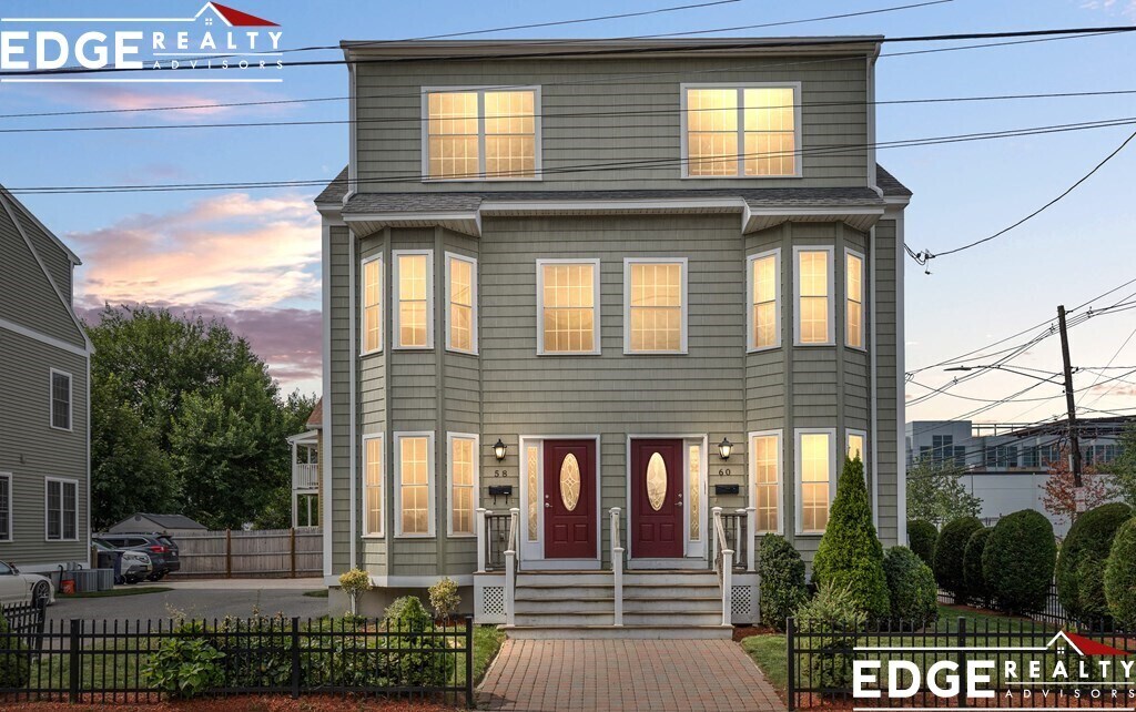 58 Holton St in Boston, MA - Foto de edificio