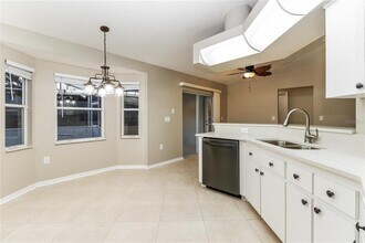 5251 Fairhaven Ave in Spring Hill, FL - Building Photo - Building Photo