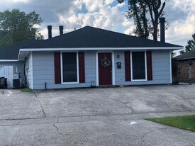 4254 Southpark Dr in Baton Rouge, LA - Building Photo