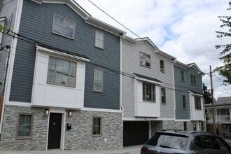 13 English Ln in Dobbs Ferry, NY - Building Photo - Building Photo