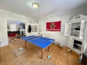 1743 Commonwealth Ave, Unit 1 in Boston, MA - Building Photo - Building Photo