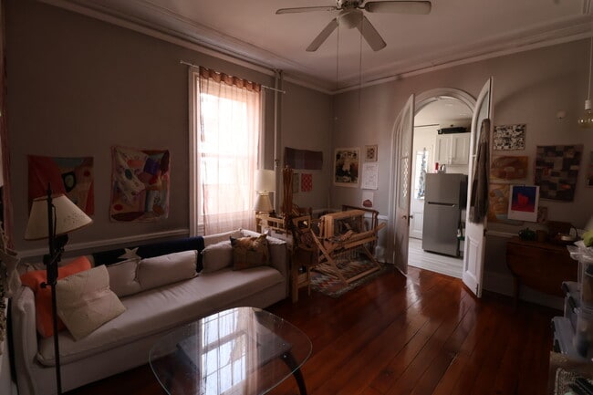 property at 409 S 9th St