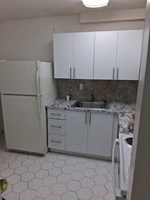 1605 NE 185th St, Unit 105 in Miami, FL - Foto de edificio - Building Photo