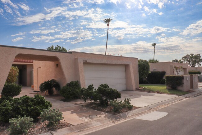 property at 80100 Palm Cir Dr